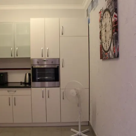 Old Kaleju With Terrace Daire *