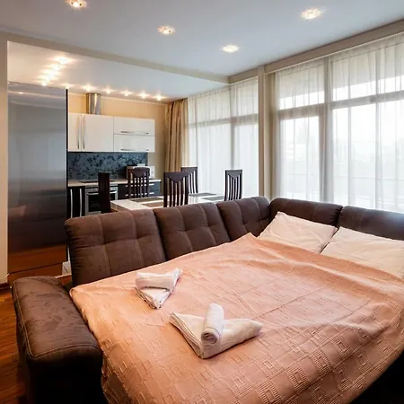 Old Kaleju With Terrace Daire